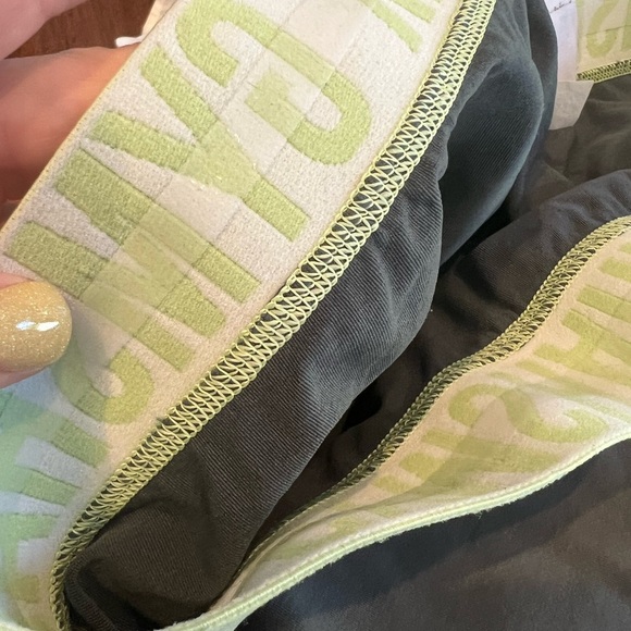 Gymshark Women’s Seamless Nonslip Capri Workout Leggings Size XL - Picture 5 of 5